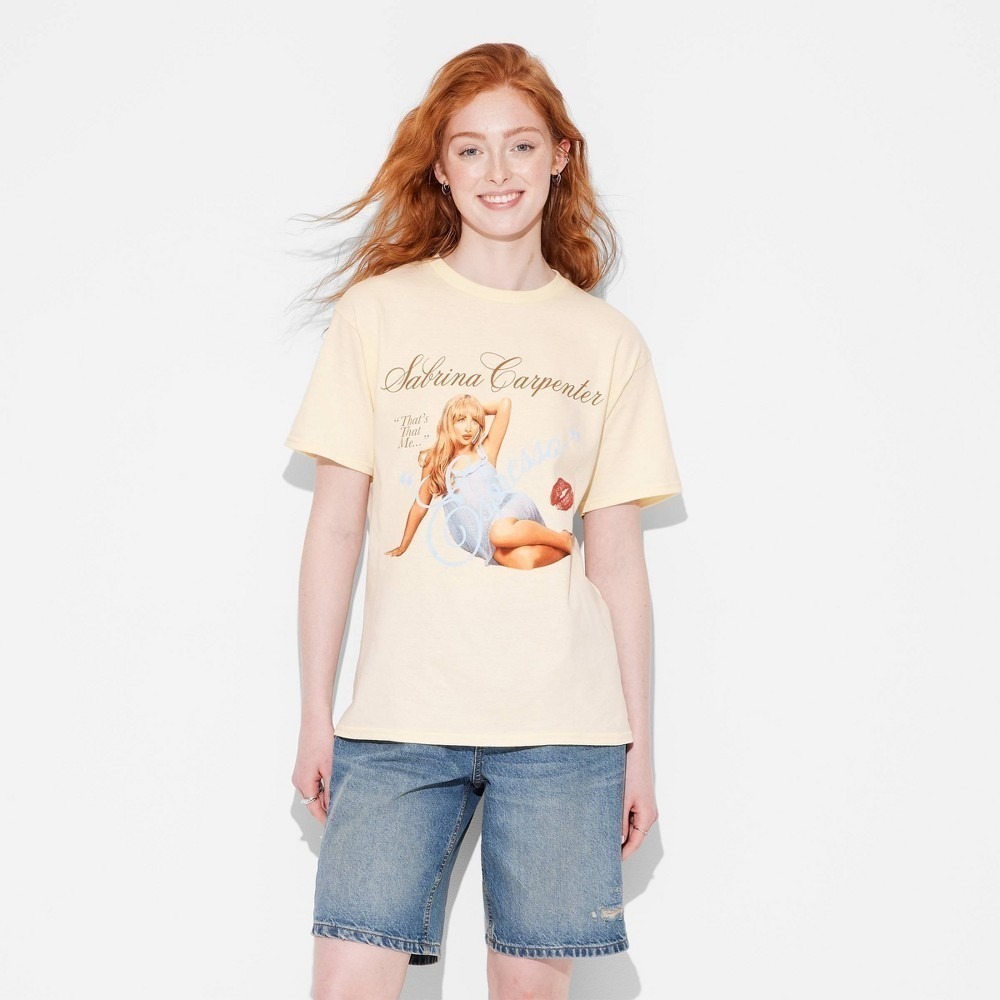 Sabrina Short Sleeve Graphic T-Shirt - Light Yellow M Brand New